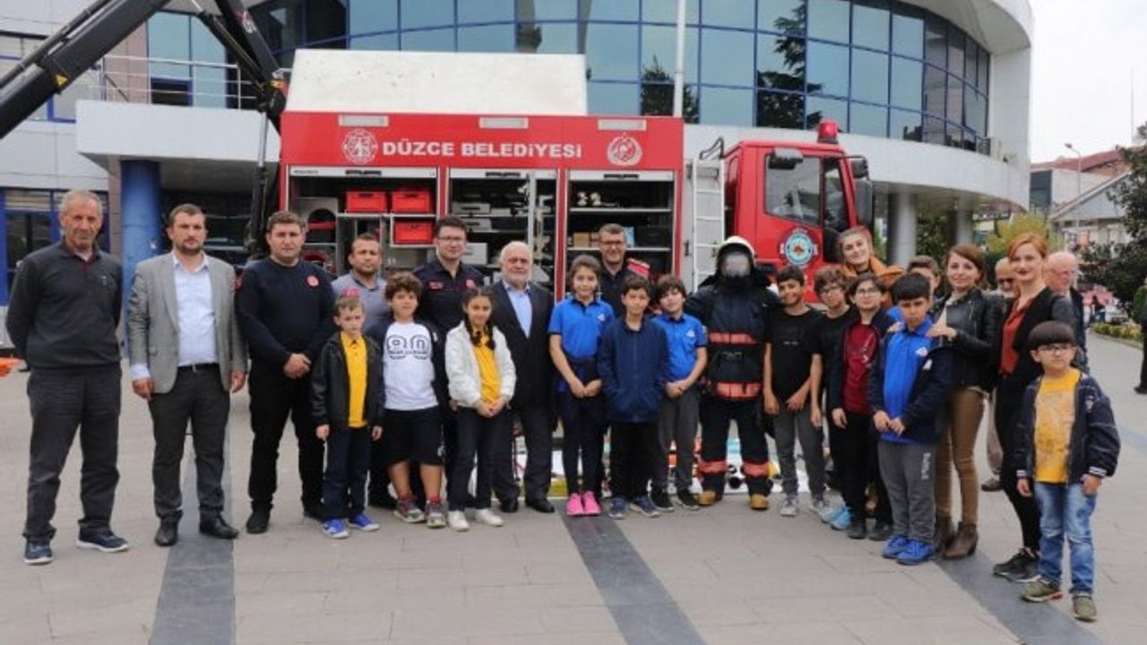 Öğrencilere İtfaiye tanıtıldı Zonguldak Pusula Son Dakika Haberleri