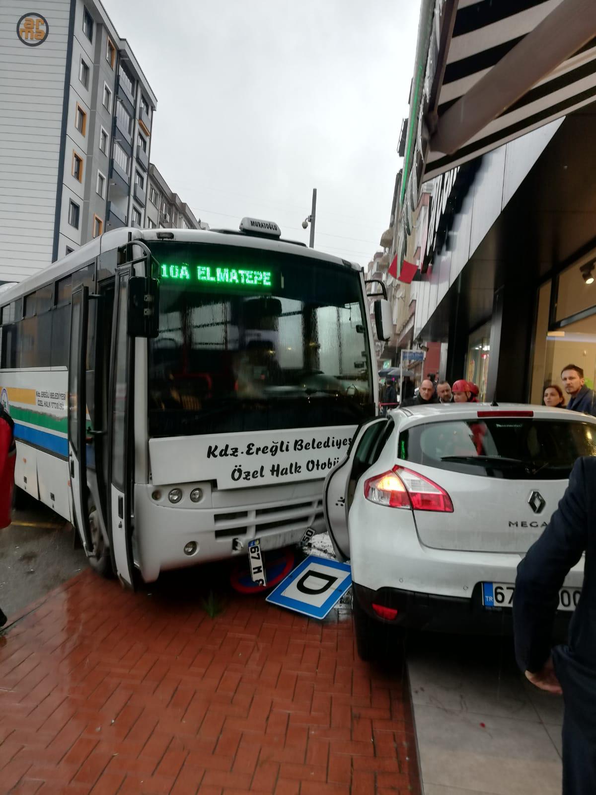 Zel Halk Otob S Park Halindeki Araca Arpt Zonguldak Pusula Son