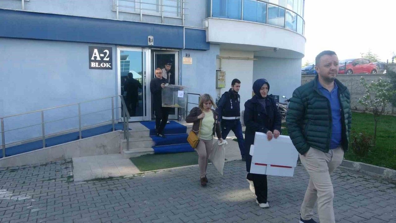 Seyyar Sandık Hasta Ve Engelli Vatandaşların Ayağına Gitti Zonguldak Pusula Son Dakika Haberleri