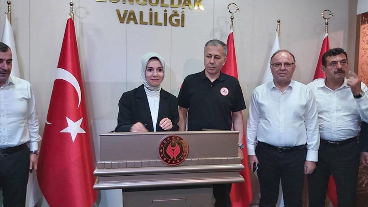 İçişleri Bakanı Ali Yerlikaya ve Aile Bakanı Mahinur Özdemir Göktaş Zonguldak Valiliği'nde 