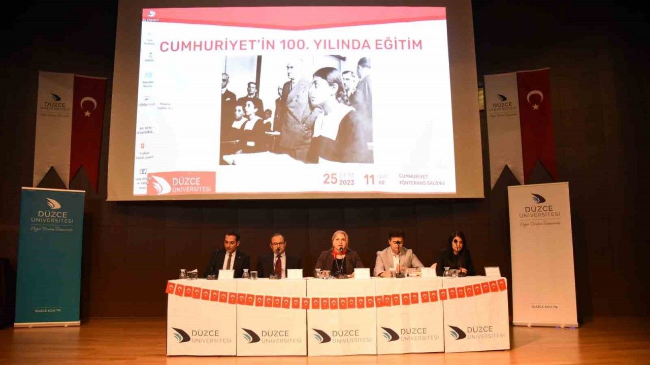 "Cumhuriyet’in 100. Yılında Eğitim” paneli gerçekleştirildi