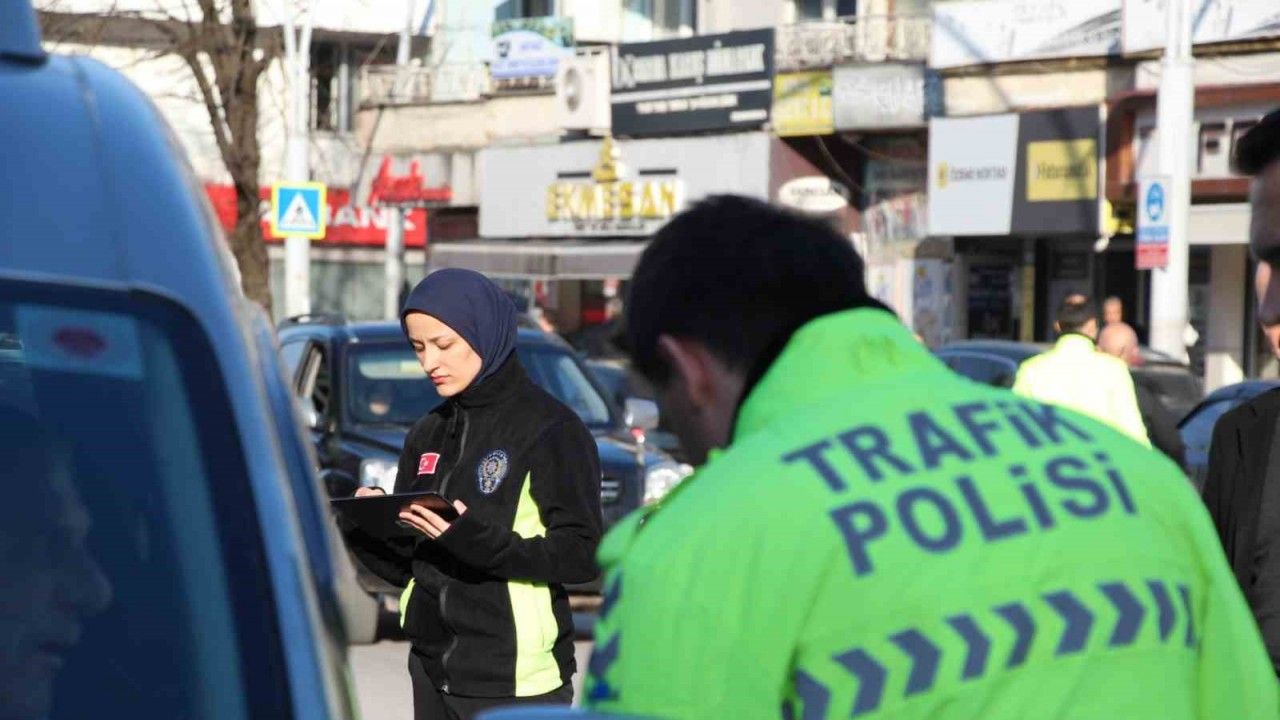 Polisten denetim: Kurallara uymayanlara ceza yağdı