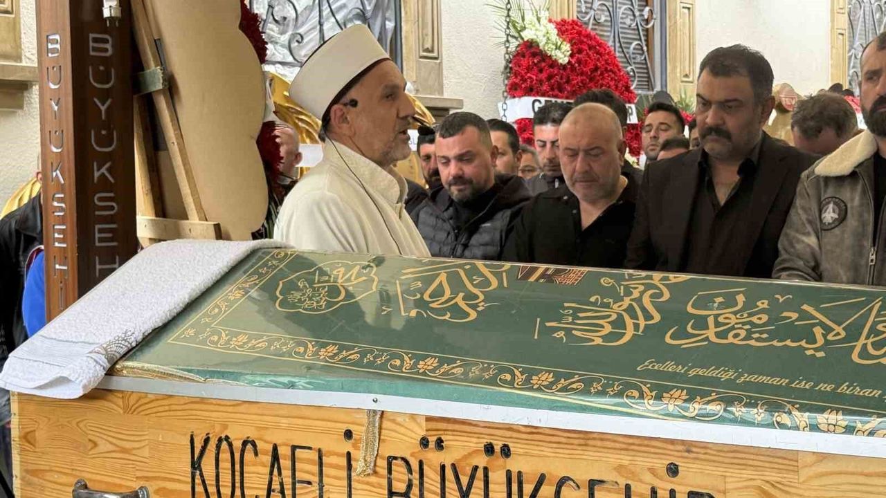 Ortağını öld*rmüştü, 3 sene önce de kız arkadaşını yaralamış