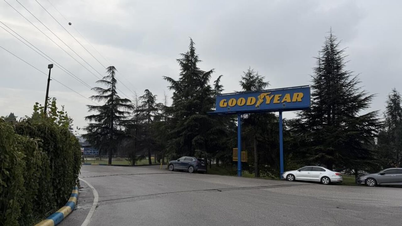 Lastik fabrikasında pres makinesine sıkışan işçi hayatını kaybetti
