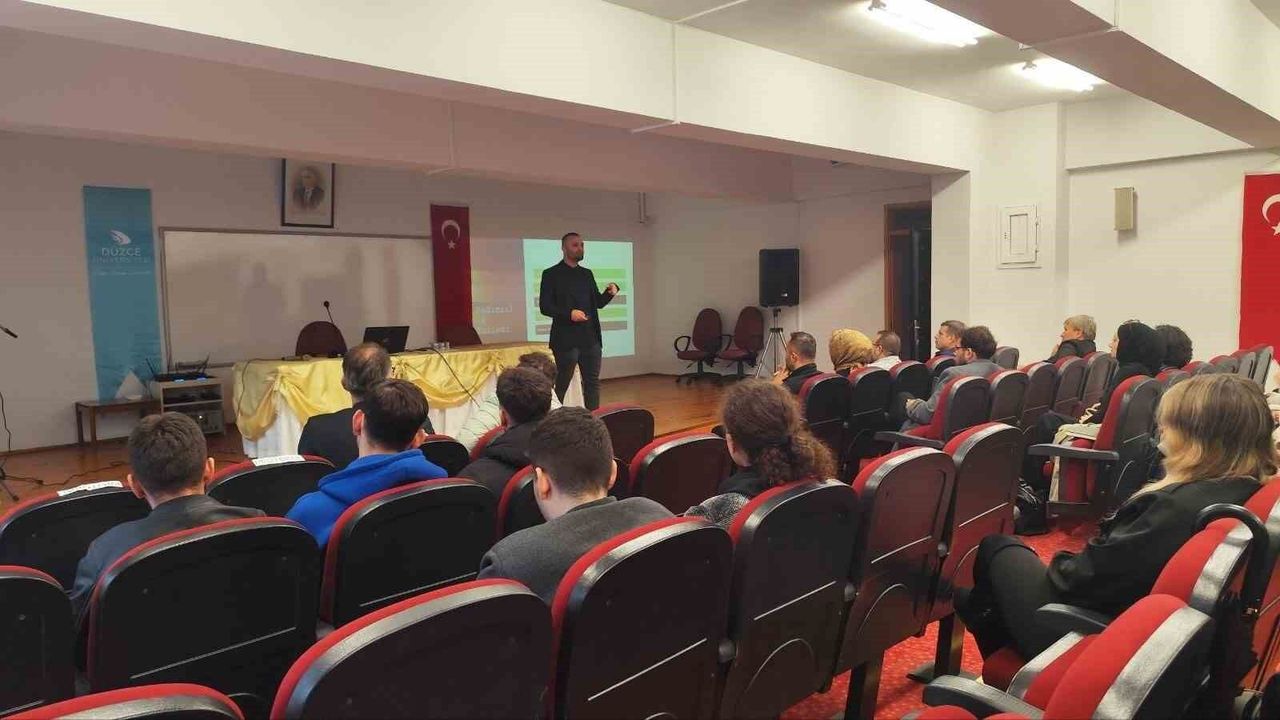 Bağımlılıkla mücadelenin yasal boyutuna dikkat çekildi