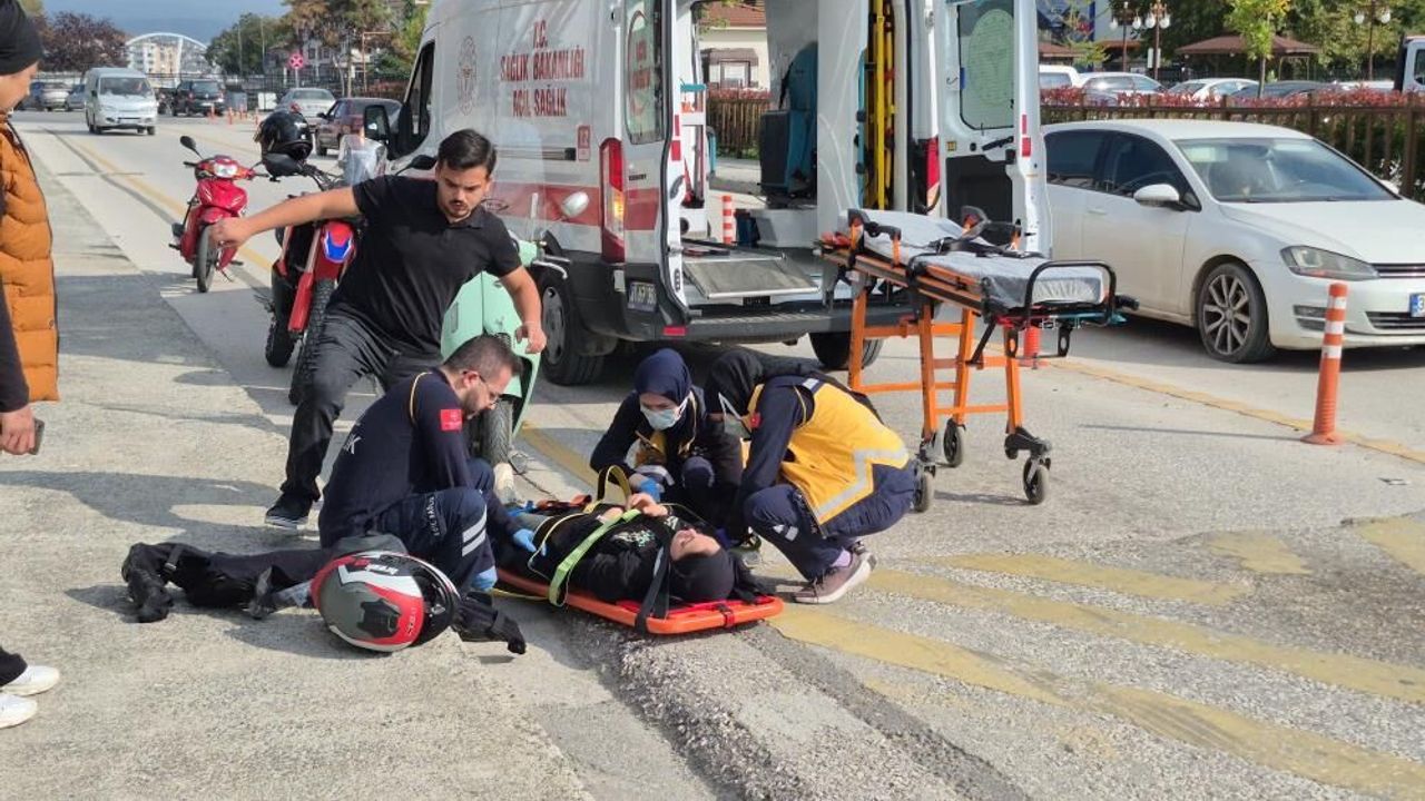 Devrilen motosikletin sürücüsü yaralandı