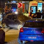 Sahil yolunda korkunç kaza: Otomobil takla attı!