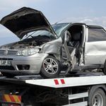 Bolu'da hafif ticari araç ile otomobil çarpıştı: 6 yaralı