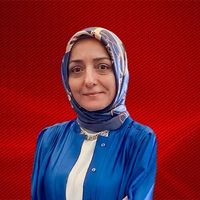 Saadet Oruç kimdir?