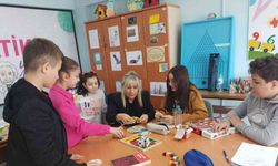 Kış okullarının ilk gününde öğrencilerle buluştu