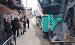 Kışında köylerde asfaltlama sürüyor