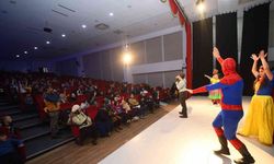 Öğrenciler okul stresini Karne Şenliği’nde atıyor