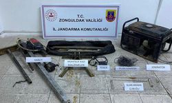 Kaçak kazı yapan 5 kişi suçüstü yakalandı