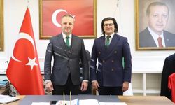 Av. Buğra Ertem, Zonguldak Belediye Başkanı Dr. Ömer Selim Alan’ı ziyaret etti