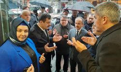 Deprem için düzenlenen kermese bereket yağdı