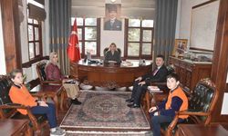 Çeyizlik eşyaların satışından elde edilen 15 bin TL’lik gelir, depremzedelere bağışlandı