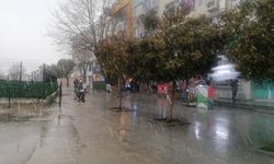 Yüksek kesimlerin ardından kent merkezlerinde de kar yağışı başladı
