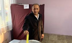 Belediyeye  bağlanan Yeni Mahalle'nin muhtarı Mevlüt Çıvak oldu 