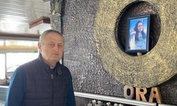 Depremde ölen personelinin anısını işletmesinde yaşatıyor