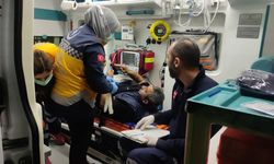 Ticari taksinin çarptığı yaya yaralandı