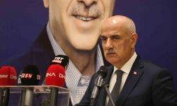 Vahit Kirişci: "Seccadeye ayakkabılarıyla basacak kadar paçoz olan o muhalefet bizi Rusya -Ukrayna konusunda eleştirmiş
