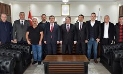 Şevket Ulusinan’dan Rektör İsmail Hakkı Özölçer’e ziyaret