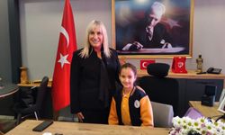 Züleyha Aldoğan koltuğunu Alya Demir'e devretti