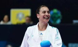 Kağıtsporlu Gülsen, Akdeniz Karate Şampiyonu oldu