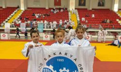 Sakarya Büyükşehir sporcusu kürsüyü boş bırakmadı