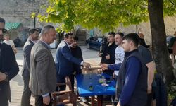 Liman Arkası'nda vatandaşlardan oy istediler 