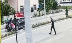 Otomobilin çarptığı elektrikli bisikletin sürücüsü ağır yaralandı