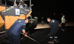 Sokaklar asfalta kavuşuyor