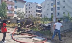 Barakada yangın çıktı