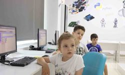 Hem eğleniyor hem öğreniyorlar