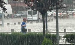 Meteoroloji uyardı: Beklenen şiddetli yağış başladı