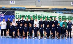 Sakarya Büyükşehir hentbol yeni sezonun ilk antrenmanına çıktı