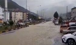 Karaman sular altında: Ankara yolu kapandı