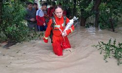 Koah hastası kadının evini su bastı: MAG-AME ekibi kurtardı