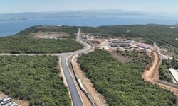 Kırsal mahallelerinde sıcak asfalt çalışmaları sürüyor