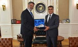Rektör Refik Polat’tan Vali Fuat Gürel’e veda ziyareti