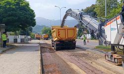 Şehrin bozuk yolları asfaltlanıyor