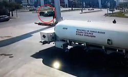 Minibüsle otomobil kavşakta çarpıştı: 2 yaralı