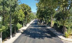 O caddeye 500 ton asfalt serimi yapıldı