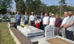 Milli Eğitim ve Kültür eski Bakanı Avni Akyol kabri başında anıldı