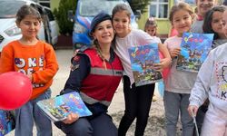 Jandarma, 11 Ekim Dünya Kız Çocukları Gününü kutladı