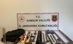 Kaçak kazı yapan 3 kişi suçüstü yakalandı