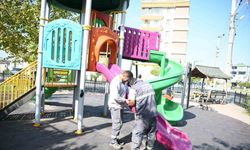 Güvenlik kamerası yerleştirilen parklarda çocuklar güven içinde oynuyor