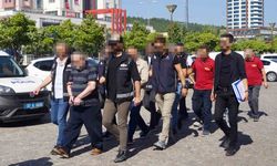 110 kişiyi dolandırdı, 90 gün tutuklu kaldı, ilk duruşmada serbest kaldı