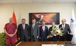 Yeni rektör yardımcıları göreve başladı