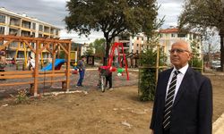 Yaptırdığı parkı gezdi: Vatandaşların görüşlerini aldı